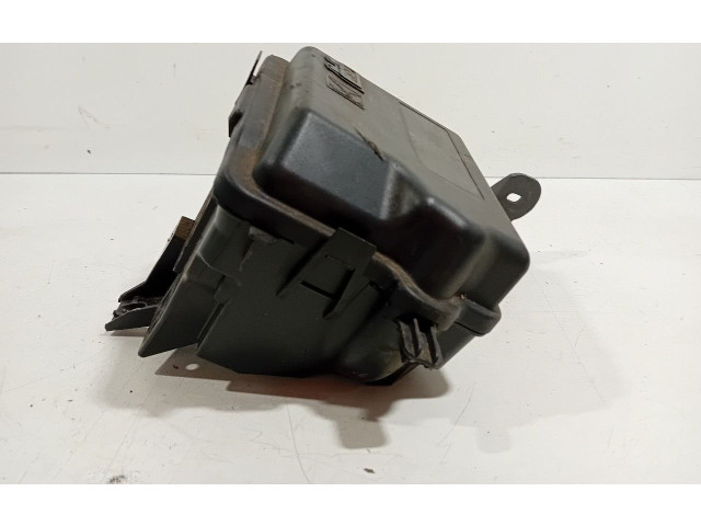 Блок предохранителей Peugeot 2008 I