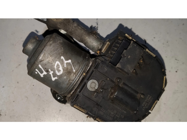 Двигатель стеклоочистителей