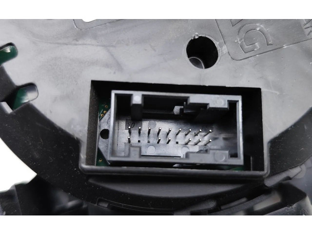 Панель приборов 5G0920951A   Volkswagen Golf Cross       