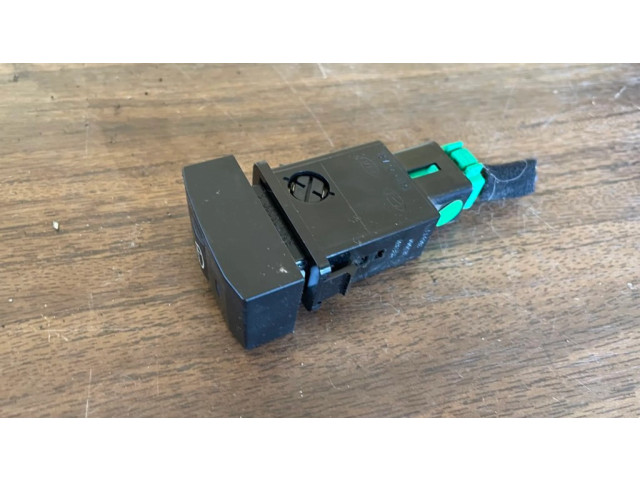 Переключатель дворников 864W030003 KIA Sorento