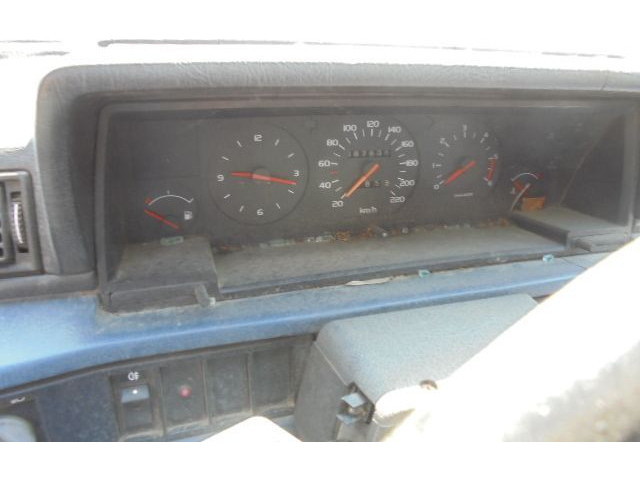 Přístrojová deska Volvo 740 1988
