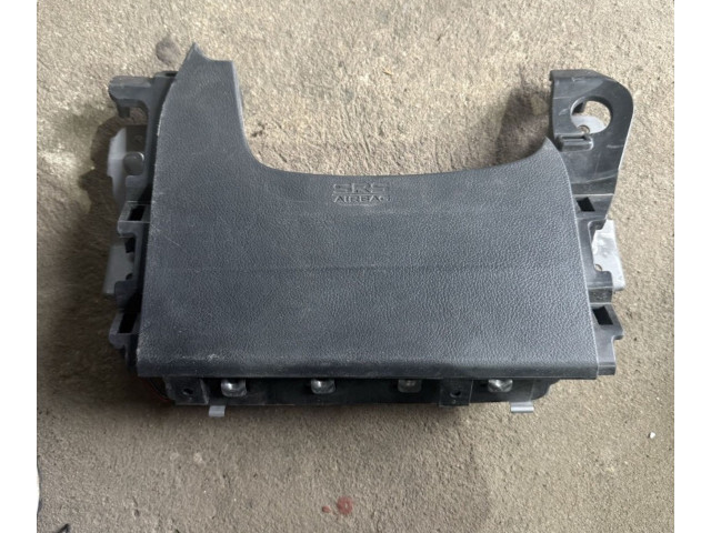 Подушка безопасности для колен    Mitsubishi Outlander