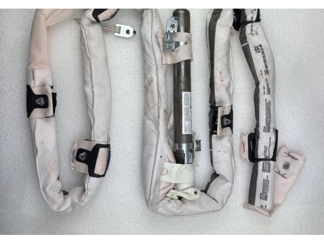 Боковая подушка безопасности 4M8880741E   Audi Q8