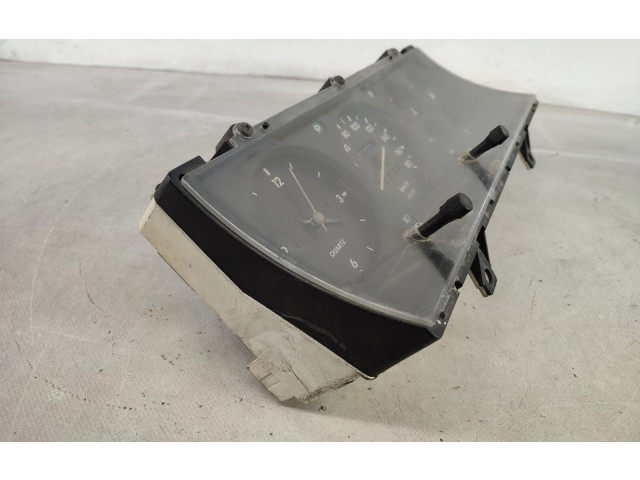 Přístrojová deska Nissan Patrol Y60 1998