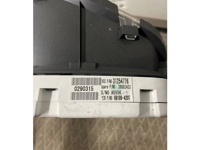 Панель приборов 36002433, 31254776 Volvo C30