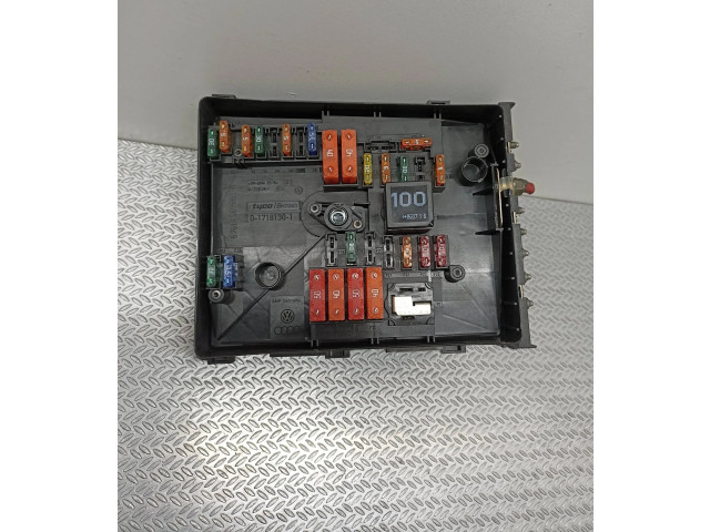 Блок предохранителей 1K0937125, 017183071 Volkswagen Touran I