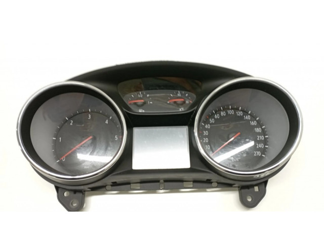 Панель приборов 39085724, 7110500000000X Opel Astra K