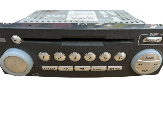 Радио/ проигрыватель CD/DVD / навигация MR587702HA Mitsubishi Colt