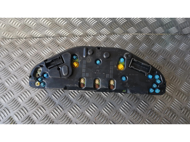 Přístrojová deska Mercedes-Benz E W210 1998 2105407247