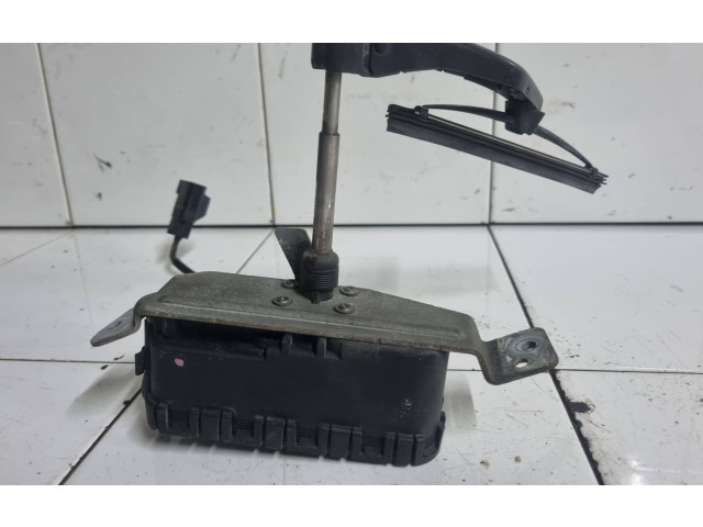 Моторчик стеклоочистителя 8620953, 0390206217 Volvo S80