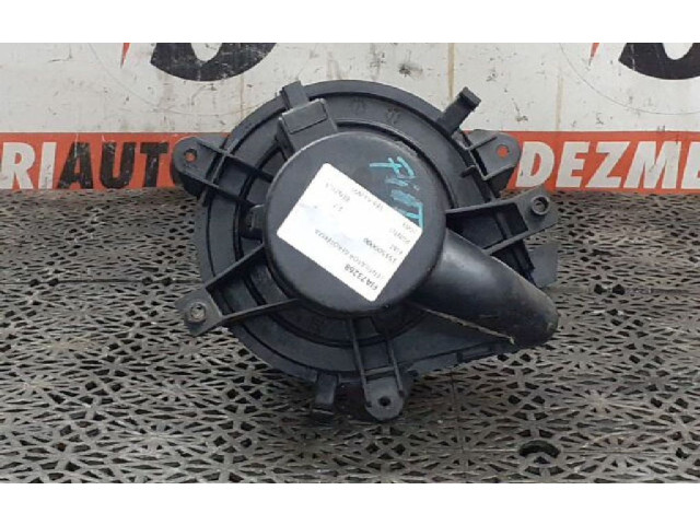 Вентилятор печки 151500000 Fiat Punto Evo