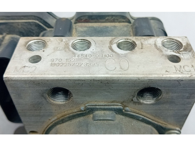 Блок управления АБС 44540-0H100   Citroen C1