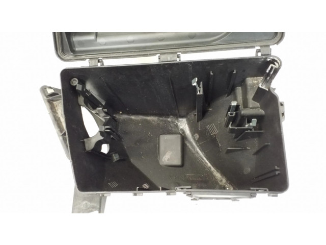 Pojistková skříňka A2305400024 Mercedes-Benz SL R230 2009