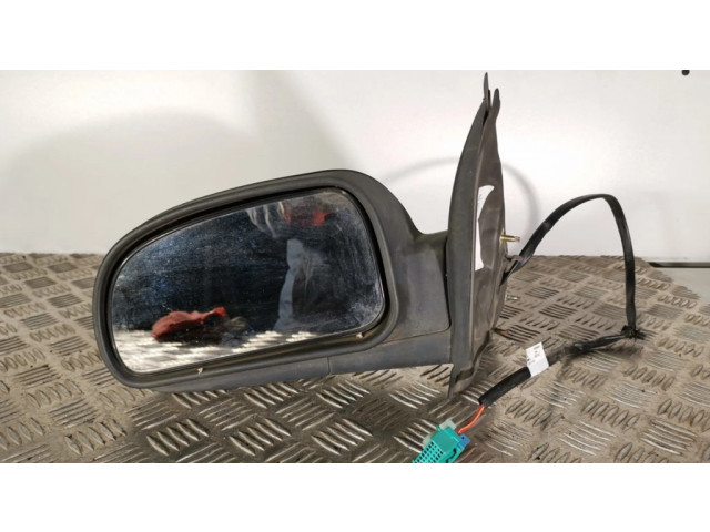 Зеркало электрическое левое Chevrolet Blazer
