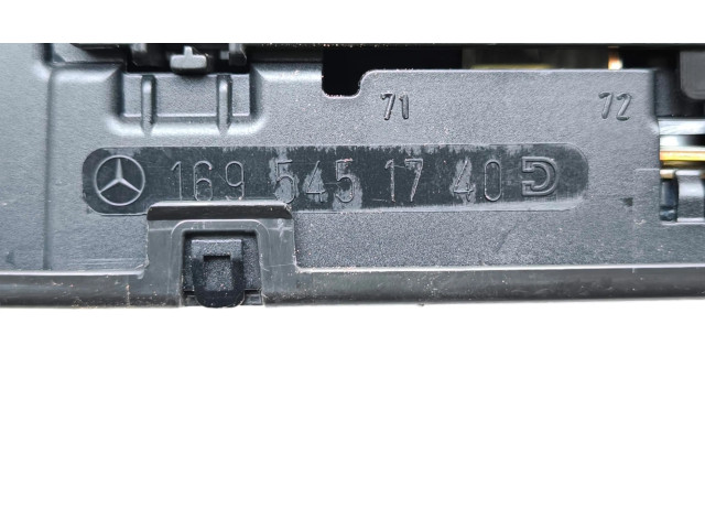   Pojistková skříňka 1695451740   Mercedes-Benz A W169 2008