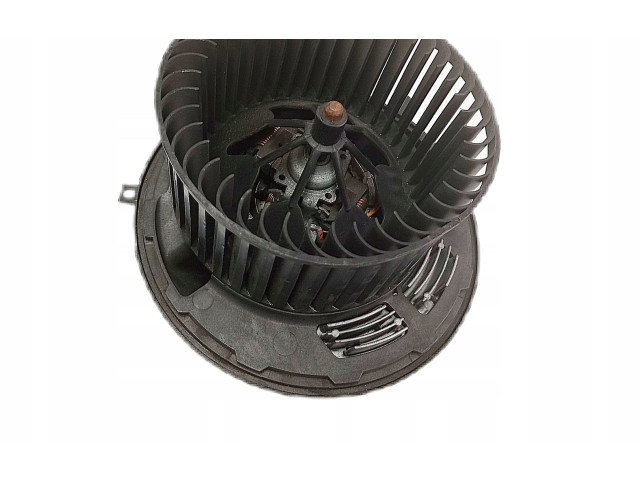 Вентилятор печки    6933663, T1000660W   BMW X3 E83