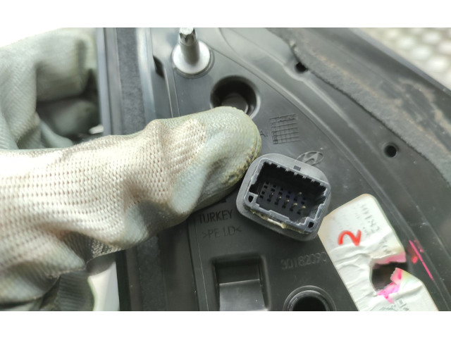 Zpětné zrcátko Hyundai i20 (BC3 BI3) 2021