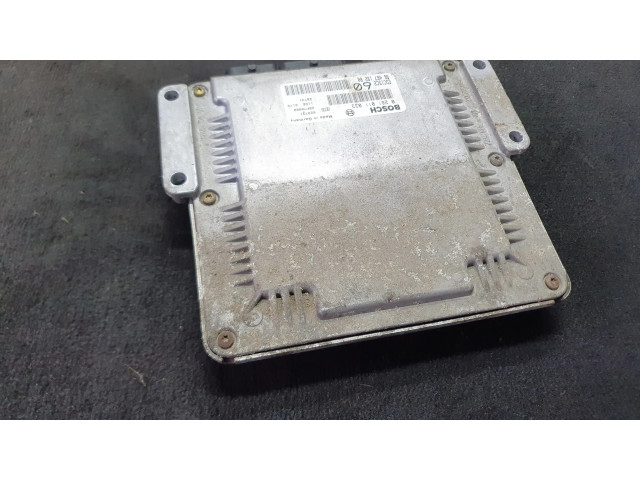 Řídící jednotka 0281011033, 28FM0000 Fiat Ulysse 2002