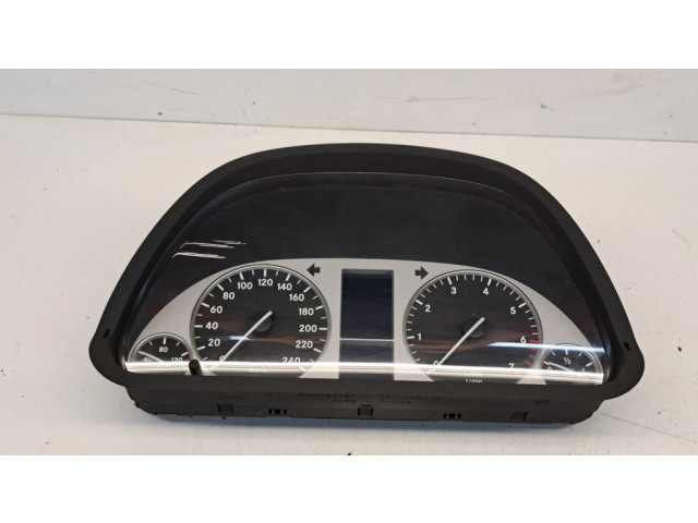 Панель приборов 031098101   Mercedes-Benz A W169       