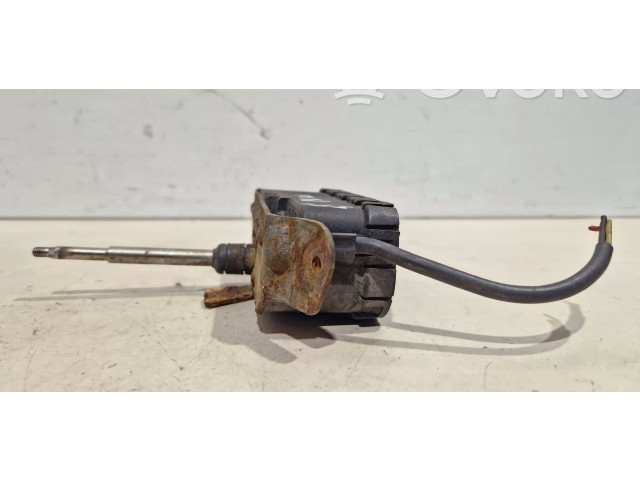 Моторчик стеклоочистителя 0390206211    Volvo S80