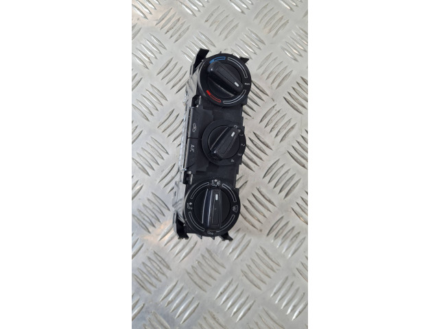 Блок управления климат-контролем 6V0820045A, E1081694   Skoda Fabia Mk3 (NJ)