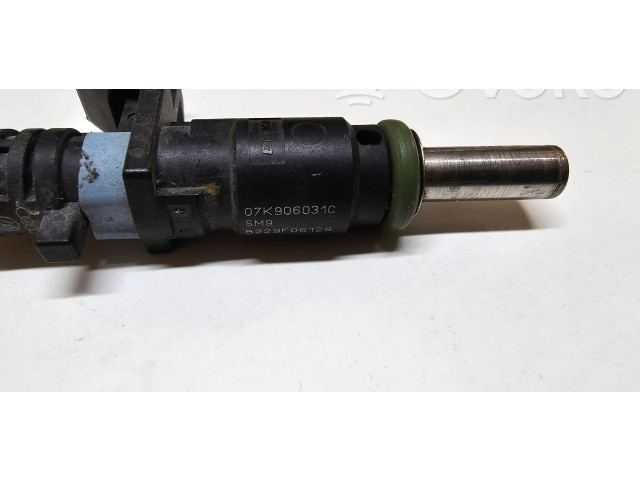 Форсунка 07K906031C Volkswagen Jetta VI CBU