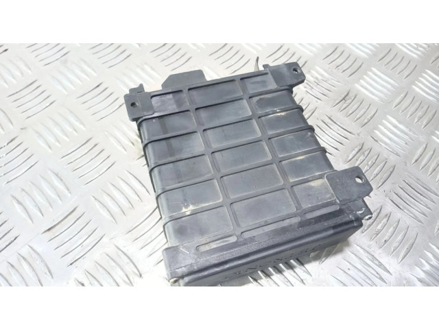 Блок управления двигателя 0280800104, 811906264 Audi 100 200 5000 C3