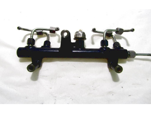 Топливная рампа 9681909680   Citroen C5  