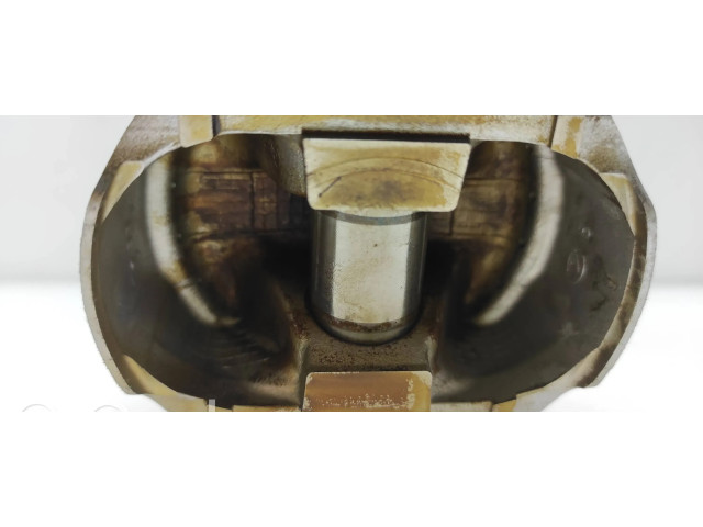 Píst 12006AC470, 12006AB830 Subaru Outback pro benzínový motor 3.0 EZ30DNXCBX