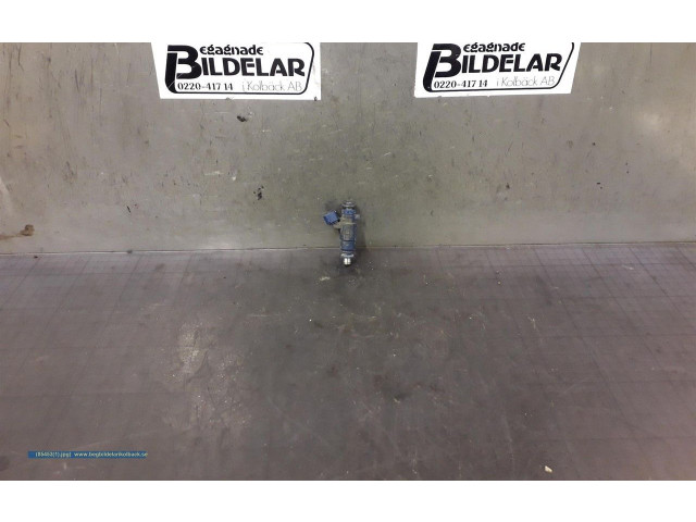 Форсунка 353102B000    KIA Ceed   