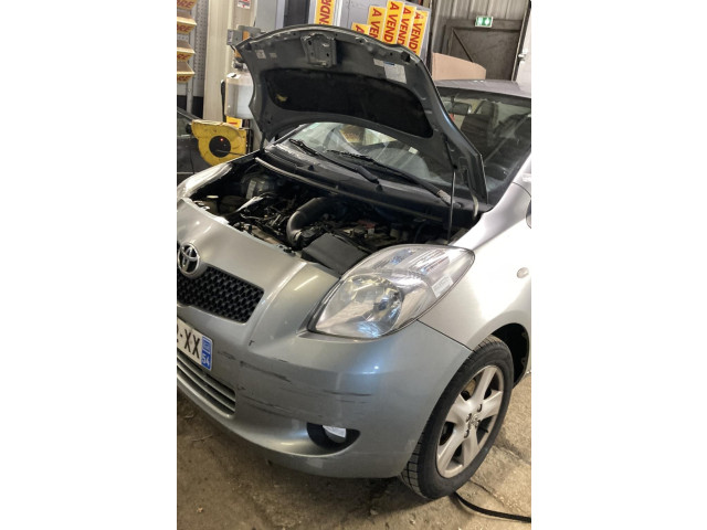 Блок управления АБС 440500D040   Toyota Yaris