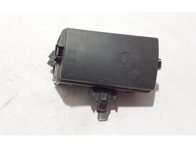 Блок предохранителей 5WA907361A Skoda Octavia Mk4