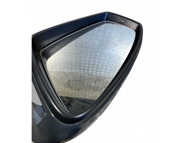 Zpětné zrcátko  Volkswagen Tiguan 2021  E8047979  