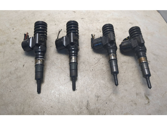 Комплект форсунок 0414720404 Audi A3 S3 8P