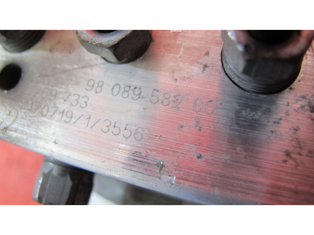 Vstřikovací lišta 9825549980 Peugeot 5008 II