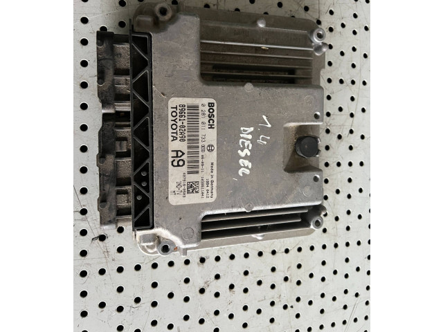 Блок управления двигателя 8966102A90, 0281011733 Toyota Corolla Verso E121