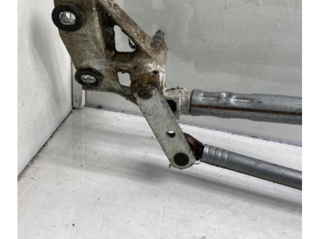 Моторчик дворников     Opel Meriva A