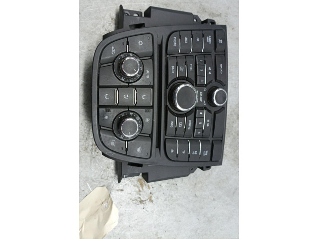 Блок управления климат-контролем 13441784 Opel Meriva B