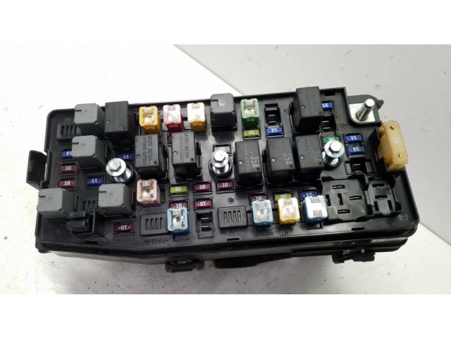 Pojistková skříňka 95202895 Chevrolet Captiva 2012