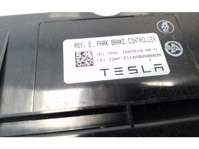 Модуль управления ручным тормозом 100761800D Tesla Model S