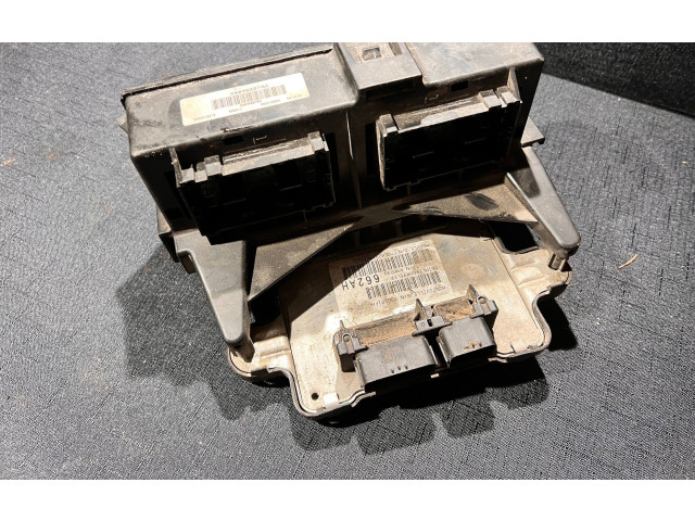 Блок предохранителей 04839337AC, 56040662AH Jeep Grand Cherokee (WK)