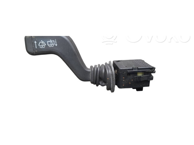 Ручка стеклоочистителей 12268700, 09185413 Opel Meriva A