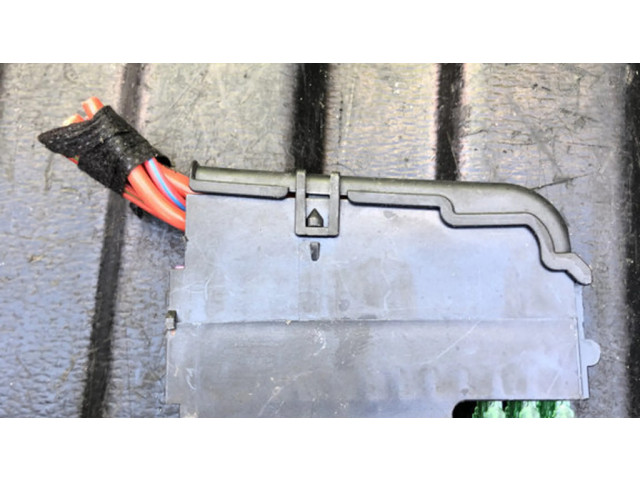 Блок предохранителей 8K0941824D Audi A4 S4 B9