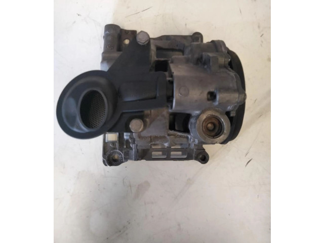 Масляный насос 62440410 Mini Cooper Countryman R60