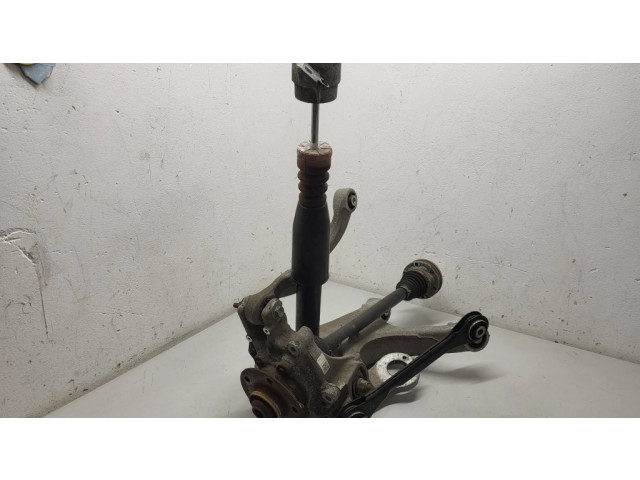 Задний поворотный кулак (ступица, цапфа)