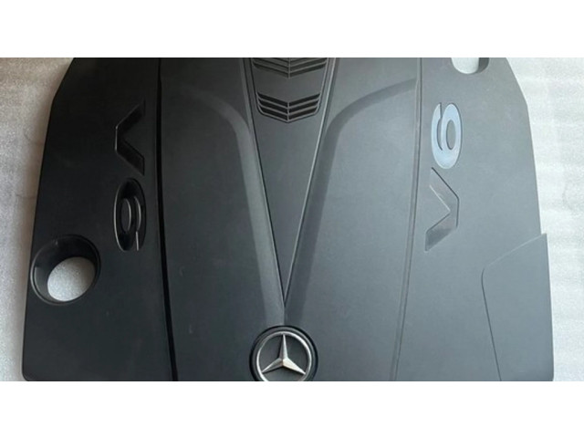 Крышка двигателя (отделка)