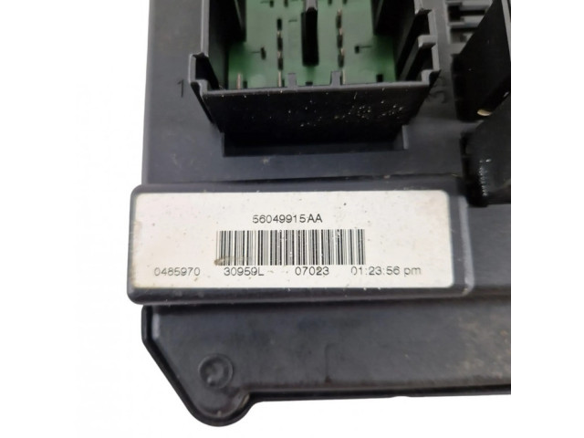 Блок предохранителей 56049915aa Jeep Grand Cherokee (WK)