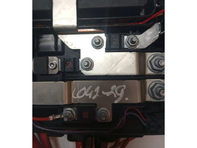 Блок предохранителей 30659092, 267308 Volvo V70