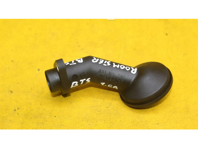 Масляный насос   03C115251N  Skoda Fabia Mk2 (5J) 