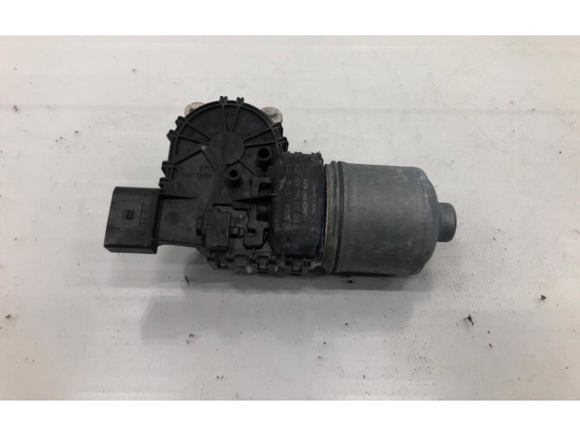 Моторчик дворников 95513457    Opel Combo D